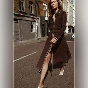 ZW Belted Pleated Midi Dress